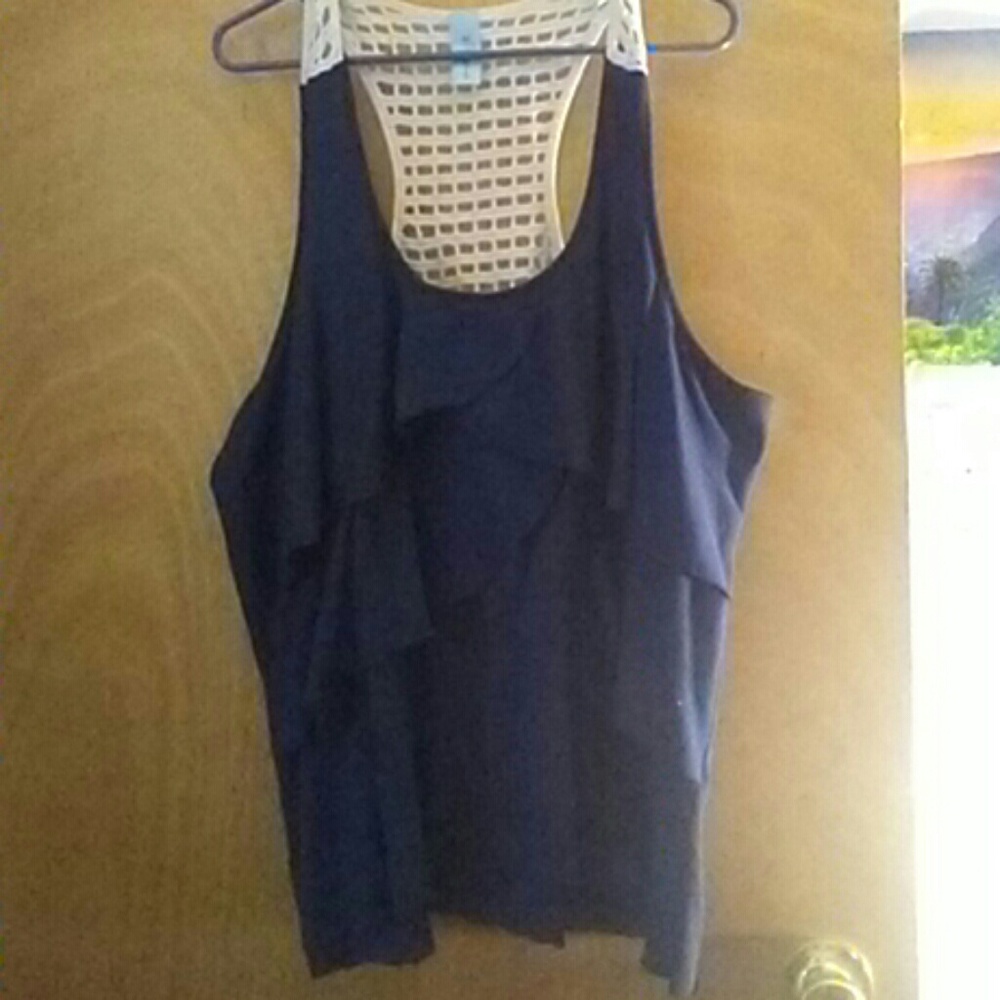 Ruffled and laced tank top